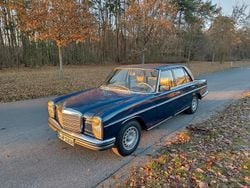 Blau Gebraucht 1975 Mercedes W115 Limousine | 7.850 €
