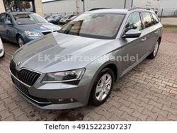 Grau Gebraucht 2016 Skoda Superb Ambition Kombi | 12.199 € (Guter Preis)
