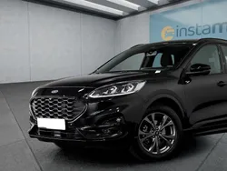Schwarz Gebraucht 2023 Ford Kuga SUV | 25.299 € (Guter Preis)