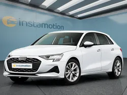 Weiß Gebraucht 2025 Audi A3 Sportback Kleinwagen | 30.999 € (Guter Preis)