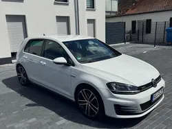 Weiß Gebraucht 2016 VW Golf VII GTD Limousine | 15.900 € (Fairer Preis)