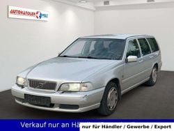 Silber Gebraucht 2005 Volvo V70 Kombi | 499 €