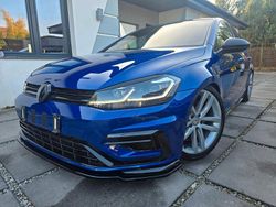 Blau Gebraucht 2017 VW Golf R Limousine | 29.900 € (Teuer)