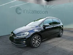 Schwarz Gebraucht 2018 VW Golf Sportsvan Join Van / Kleinbus | 18.650 € (Teuer)