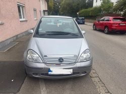 Silber Gebraucht 2002 Mercedes A160 Classic Van / Kleinbus | 1.150 € (Guter Preis)