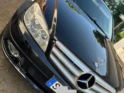 Schwarz Gebraucht 2009 Mercedes C220 Avantgarde Limousine | 4.500 €