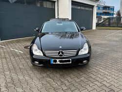 Schwarz Gebraucht 2007 Mercedes CLS320 Limousine | 10.000 € (Teuer)
