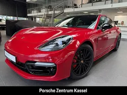 Rot Gebraucht 2020 Porsche Panamera GTS Limousine | 79.971 € (Fairer Preis)