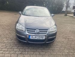 Grau Gebraucht 2006 VW Jetta Comfortline Limousine | 3.250 € (Guter Preis)