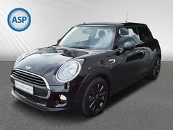 Schwarz metallic Gebraucht 2017 Mini ONE Kleinwagen | 15.889 € (Guter Preis)
