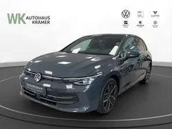 Grau Gebraucht 2024 VW Golf VIII Edition Limousine | 33.990 € (Etwas zu teuer)