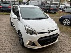 Weiß Gebraucht 2016 Hyundai i10 Passion Kleinwagen | 7.444 € (Guter Preis)