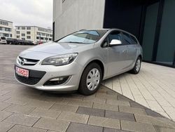 Silber Gebraucht 2013 Opel Astra Active Kombi | 3.900 € (Guter Preis)