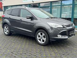 Grau Gebraucht 2014 Ford Kuga Titanium SUV | 7.950 € (Fairer Preis)