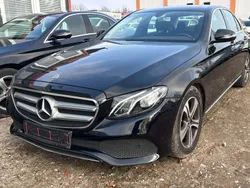 Schwarz Gebraucht 2018 Mercedes E200 Avantgarde Limousine | 11.899 € (Fairer Preis)