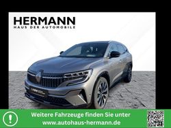 Dolomitgrau (grau) Gebraucht 2024 Renault Espace Techno Van / Kleinbus | 39.910 € (Guter Preis)