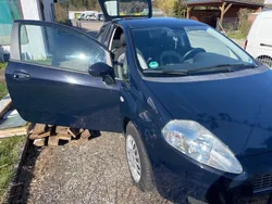 Blau Gebraucht 2009 Fiat Punto Active Kleinwagen | 1.350 € (Guter Preis)