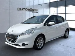Weiß Gebraucht 2015 Peugeot 208 Active Kleinwagen | 6.999 € (Etwas zu teuer)
