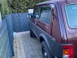 Andere außenfarben Gebraucht 2013 Lada niva SUV | 4.500 €