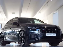 Grau(metallic) Gebraucht 2023 Audi SQ8 Competition SUV | 84.880 € (Superpreis)