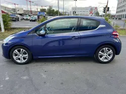 Blau Gebraucht 2012 Peugeot 208 Kleinwagen | 2.800 € (Guter Preis)