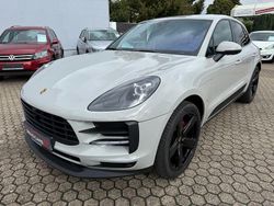 Grau Gebraucht 2019 Porsche Macan SUV | 51.990 € (Etwas zu teuer)