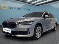 Silber Neu 2025 Skoda Superb Kombi | 53.749 €