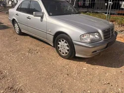 Silber Gebraucht 1999 Mercedes C200 Elegance Limousine | 4.500 € (Fairer Preis)
