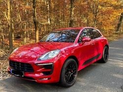 Rot Gebraucht 2018 Porsche Macan GTS SUV | 41.900 € (Superpreis)