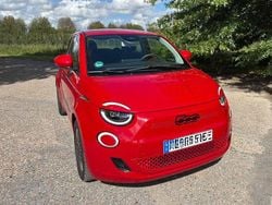 Rot Gebraucht 2022 Fiat 500e Red Limousine | 17.700 € (Superpreis)