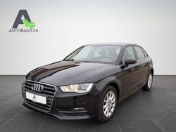 Schwarz Gebraucht 2014 Audi A3 Attraction Limousine | 10.900 € (Fairer Preis)