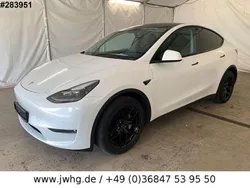 Weiß Gebraucht 2022 Tesla Model Y Long Range AWD SUV | 30.940 € (Guter Preis)