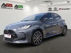 1m2)/ black (202) (grau Neu 2025 Toyota Yaris Hybrid Sport Limousine | 32.800 € (Etwas zu teuer)
