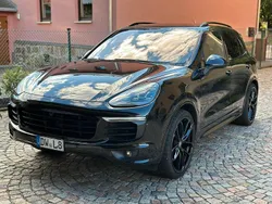 Schwarz Gebraucht 2016 Porsche Cayenne GTS SUV | 34.990 €