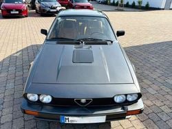 Marrone alfa romeo Gebraucht 1983 Alfa Romeo GTV Coupé | 28.460 €