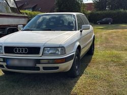 Weiß Gebraucht 1991 Audi 80 Sport Kombi | 2.500 €