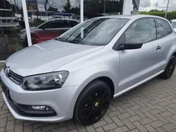 Silber Gebraucht 2017 VW Polo Trendline Kleinwagen | 3.990 € (Guter Preis)