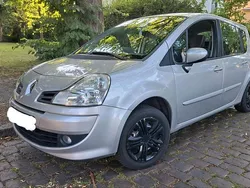 Grau Gebraucht 2010 Renault Modus Van / Kleinbus | 2.950 €