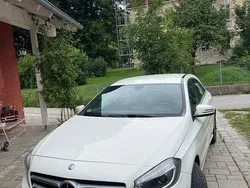 Weiß Gebraucht 2015 Mercedes A180 Urban Limousine | 10.800 € (Guter Preis)