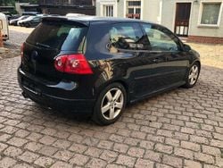 Black magic perleffekt Gebraucht 2005 VW Golf IV GTI Kleinwagen | 3.000 € (Fairer Preis)