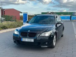 Schwarz Gebraucht 2004 BMW 530 Comfort Edition Kombi | 3.700 €