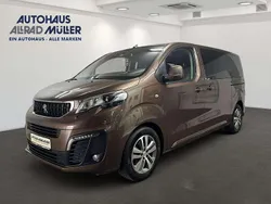 Rich oak braun Gebraucht 2021 Peugeot Traveller Allure Van / Kleinbus | 39.880 € (Etwas zu teuer)