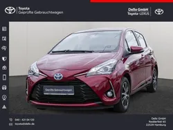 Rot Gebraucht 2018 Toyota Yaris Hybrid Team Limousine | 13.990 € (Fairer Preis)
