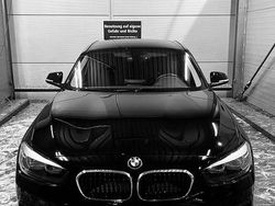 Schwarz Gebraucht 2017 BMW 118 Kleinwagen | 12.200 € (Fairer Preis)