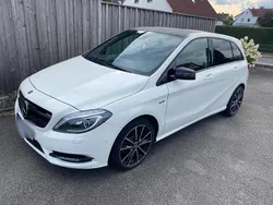 Gebraucht 2011 Mercedes B180 Van / Kleinbus | 10.999 €