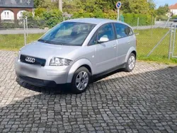 Silber Gebraucht 2002 Audi A2 Kleinwagen | 3.800 € (Fairer Preis)