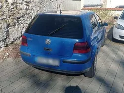 Blau Gebraucht 2001 VW Golf IV Kombi | 1.050 € (Fairer Preis)
