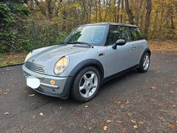 Silber Gebraucht 2003 Mini Cooper Kleinwagen | 2.950 € (Fairer Preis)