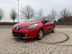 Rot Gebraucht 2013 Renault Clio IV Kleinwagen | 5.600 €
