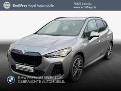 Grau Gebraucht 2022 BMW 225 Kombi | 32.990 €